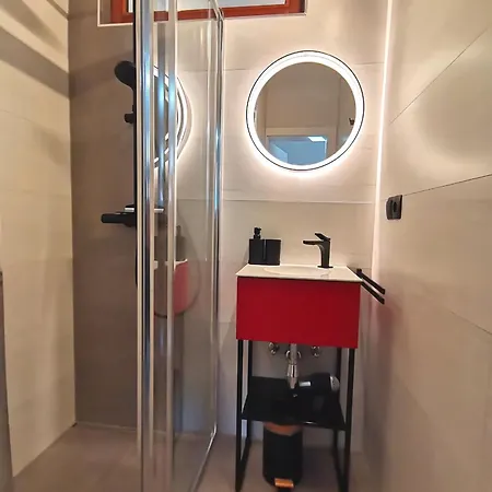 Mitsche Apartament *